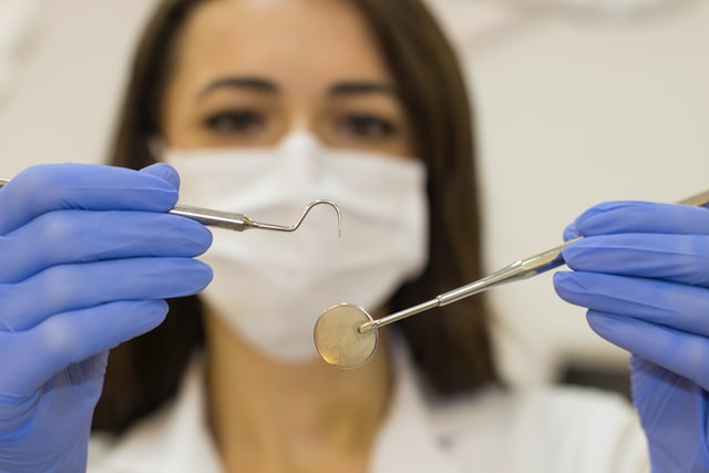 KEEP THESE IN MIND BEFORE CHOOSING A PEDIATRIC DENTIST